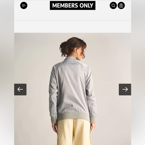 Members Only - Women’s Washed Satin Boyfriend Jacket - Size S- Silver - Picture 5 of 8